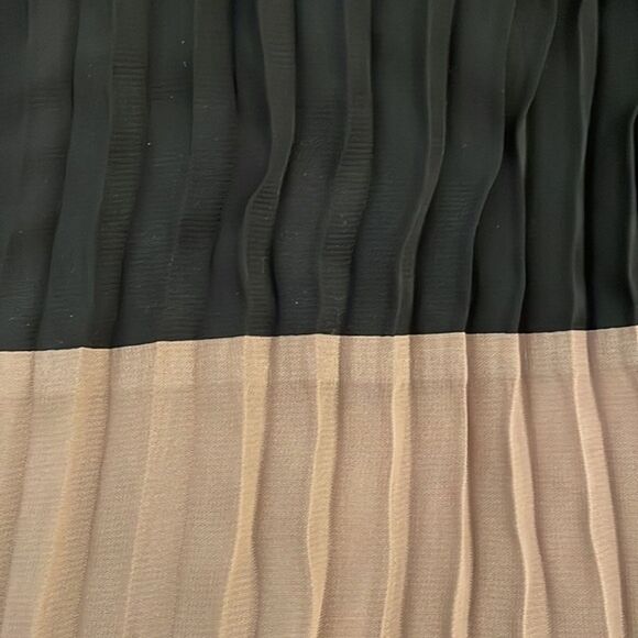 IMAN Black Pleated Color Block Maxi Dress Size Medium Lined - Picture 12 of 12